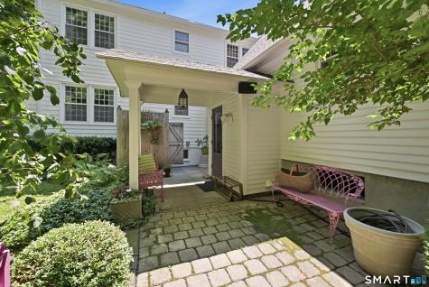 385 Middle Road Turnpike Woodbury CT 06798