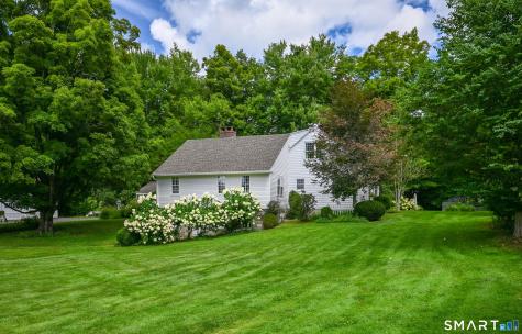385 Middle Road Turnpike Woodbury CT 06798