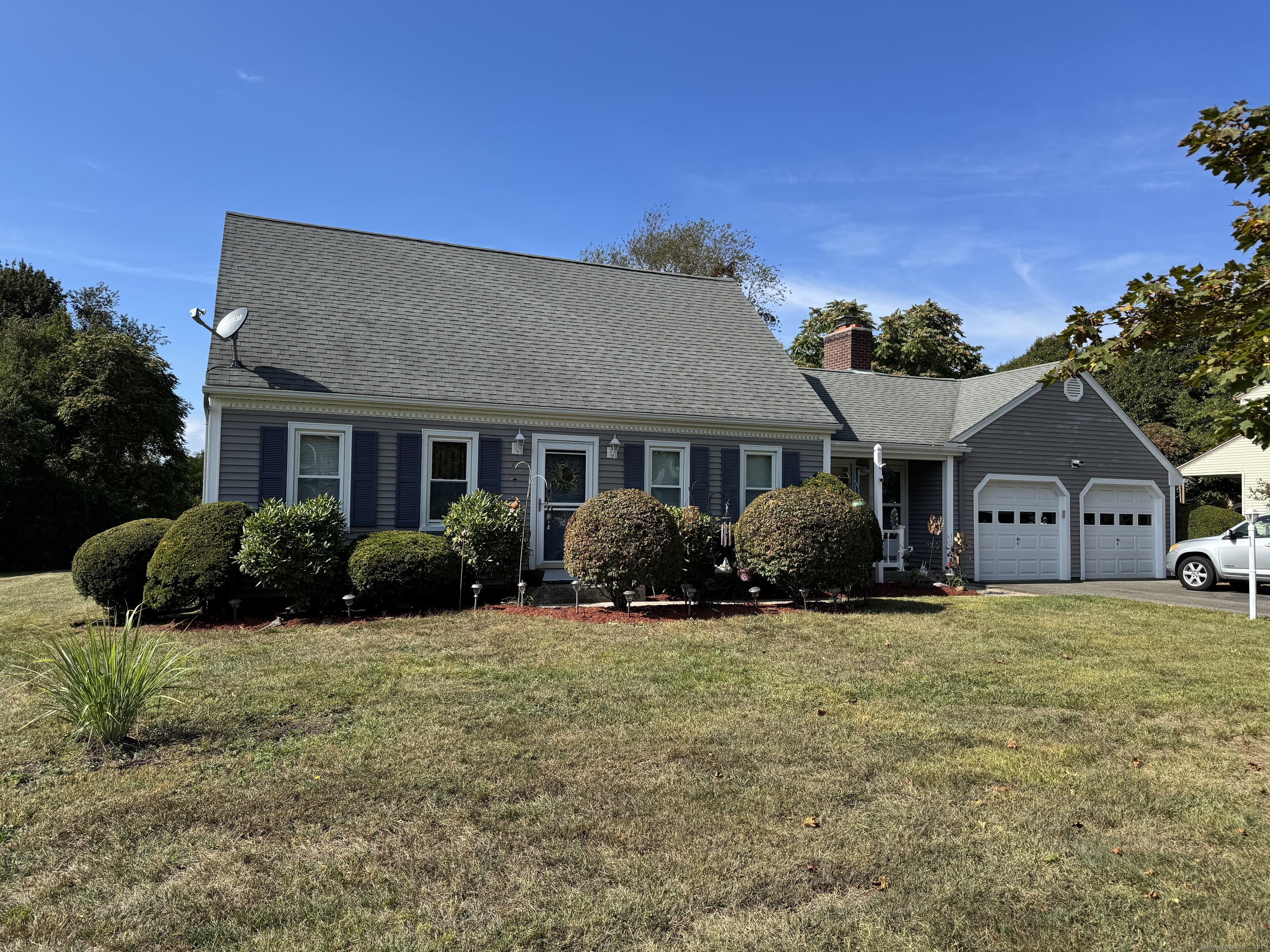 67 Royal Oak Circle Meriden CT 06450