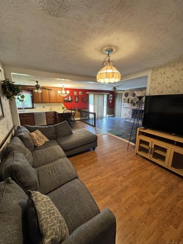67 Royal Oak Circle Meriden CT 06450