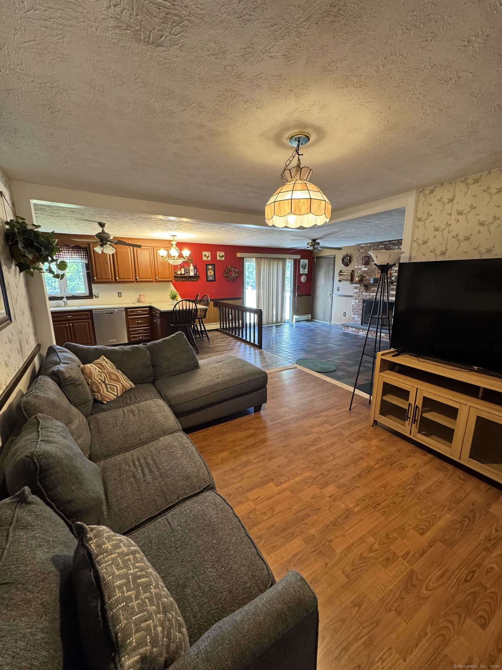 67 Royal Oak Circle Meriden CT 06450