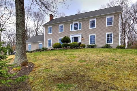 66 Farmstead Lane Naugatuck CT 06770