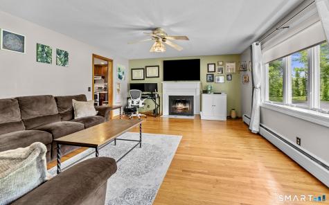 625 Mather Street Suffield CT 06078