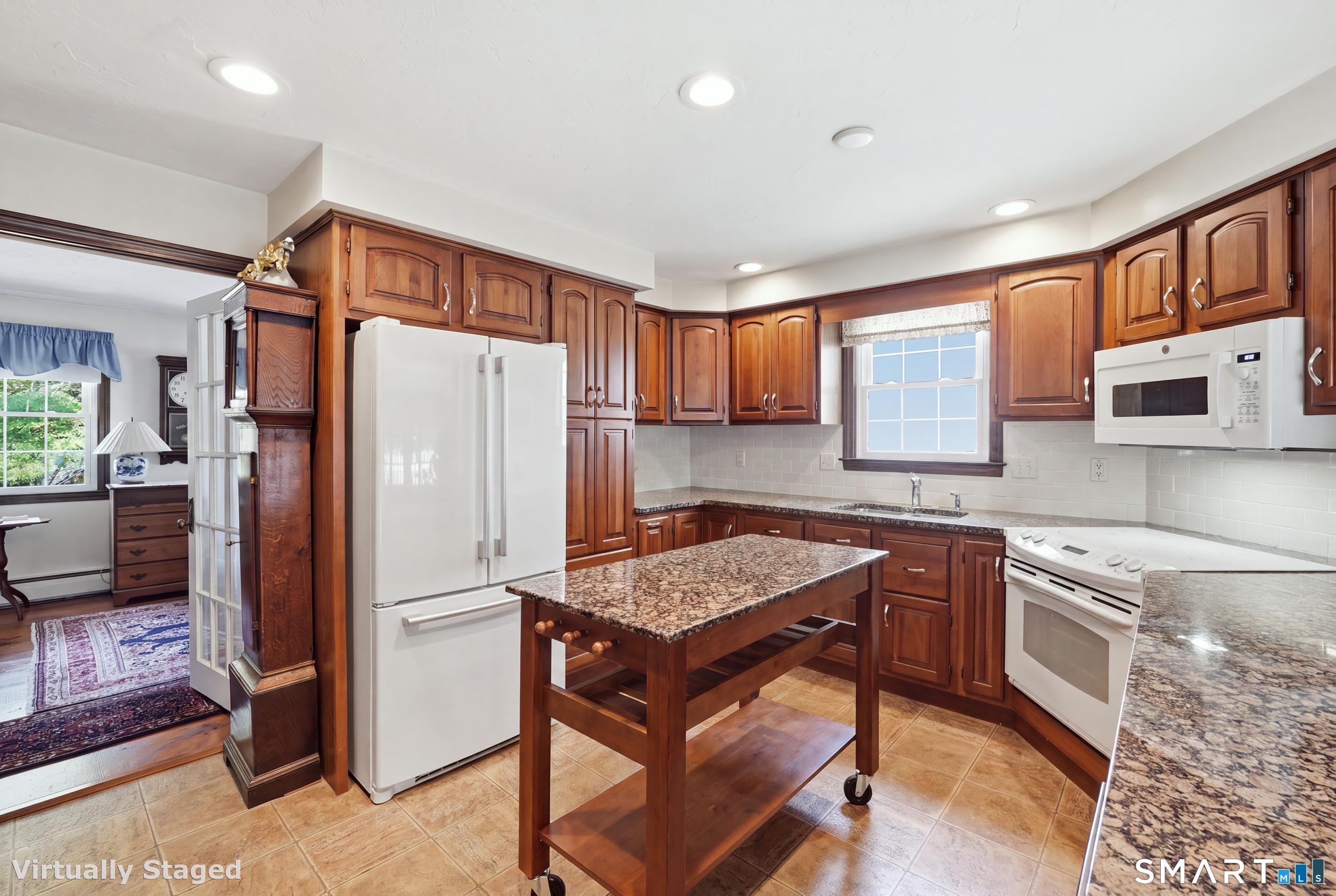 22 Kingsbury Road Thompson CT 06277