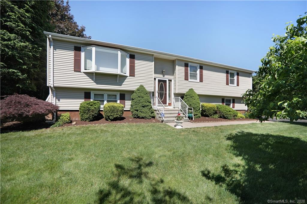 15 Jones Farm Road North Haven CT 06473
