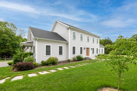 81 Chalybes West Road Roxbury CT 06783