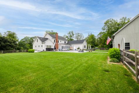 81 Chalybes West Road Roxbury CT 06783