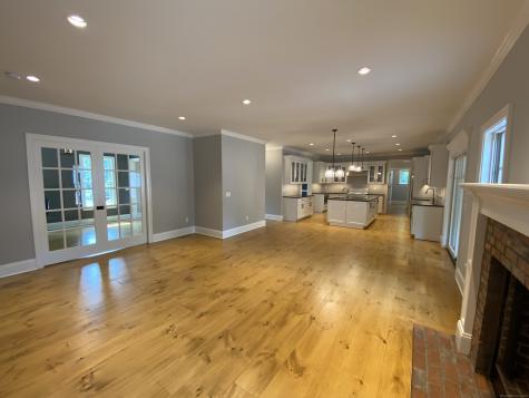 81 Chalybes West Road Roxbury CT 06783