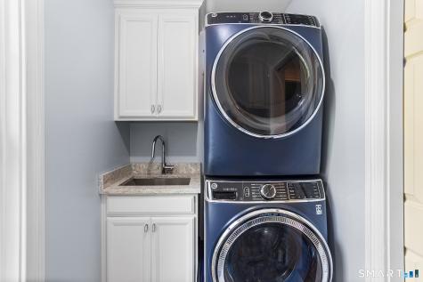 275 Talcott Notch Road Farmington CT 06032