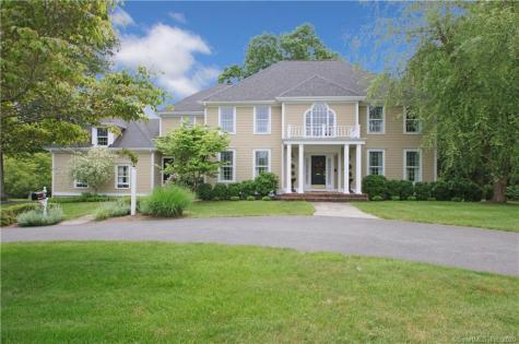 338 Queens Grant Road Fairfield CT 06824