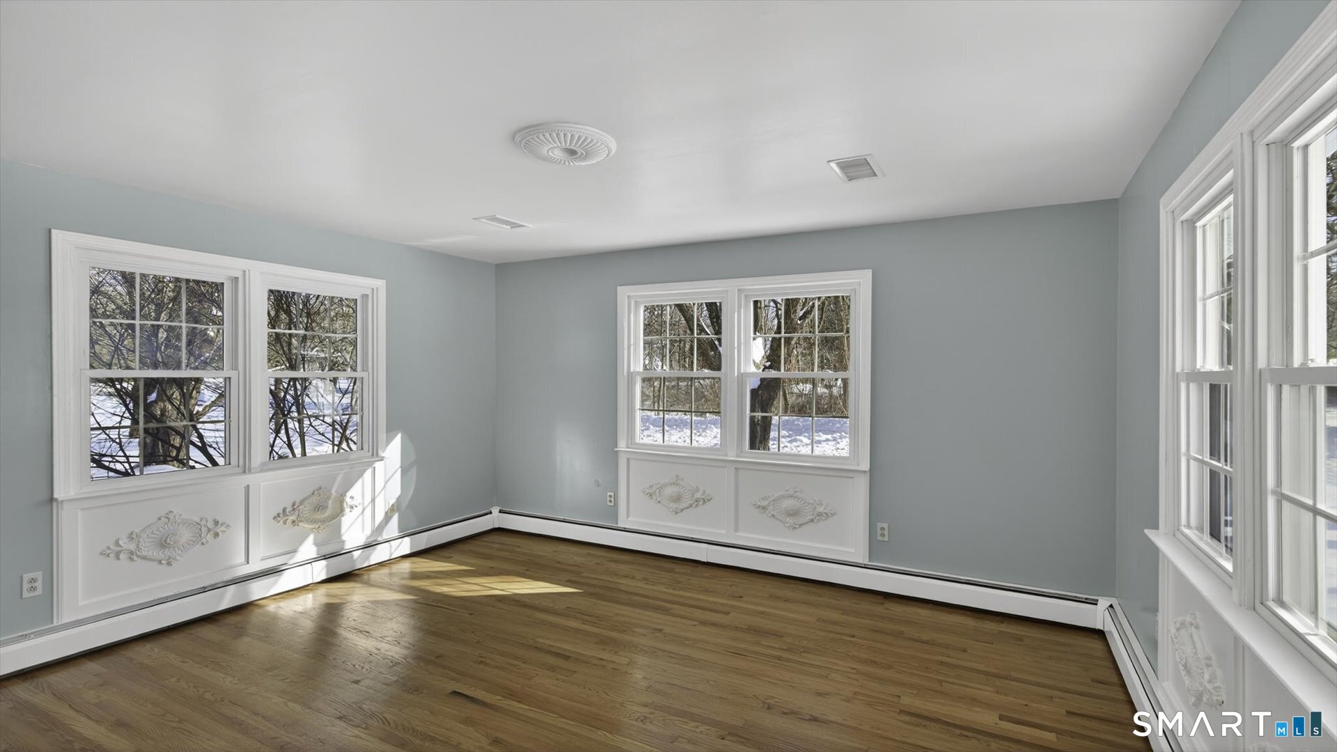 4 Kearns Circle Granby CT 06035