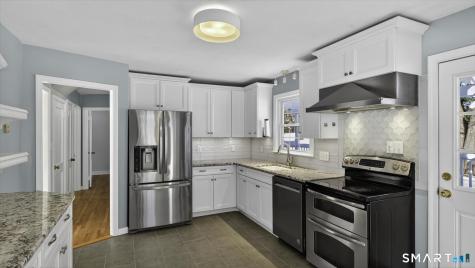 4 Kearns Circle Granby CT 06035