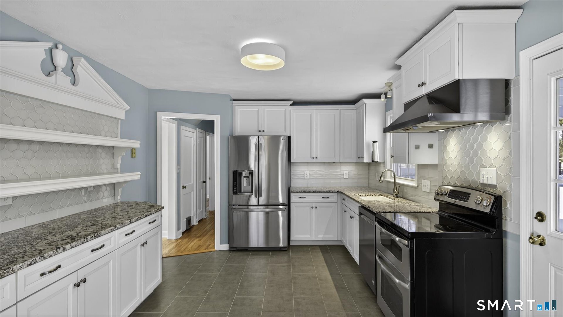 4 Kearns Circle Granby CT 06035