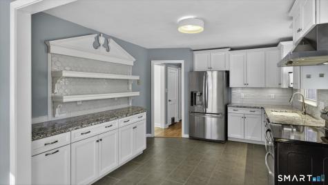 4 Kearns Circle Granby CT 06035