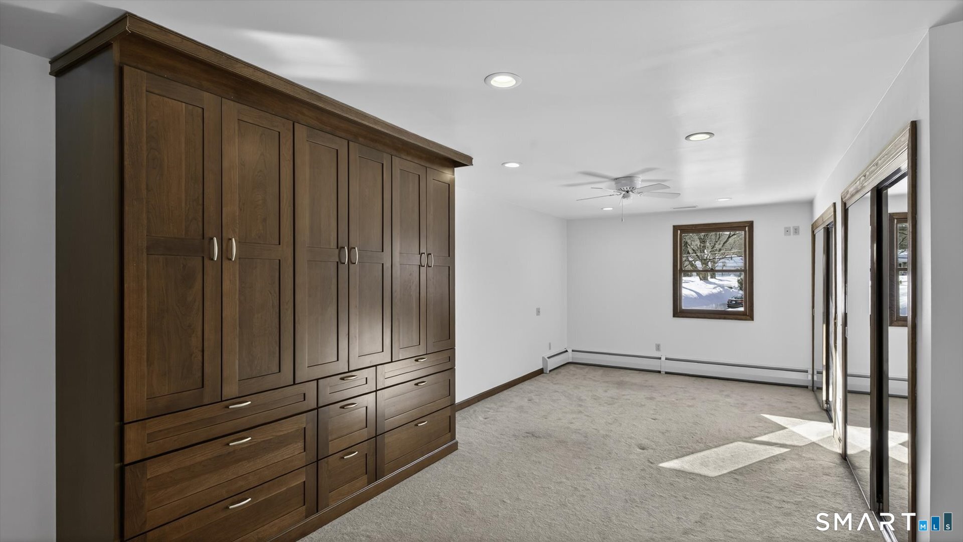 4 Kearns Circle Granby CT 06035