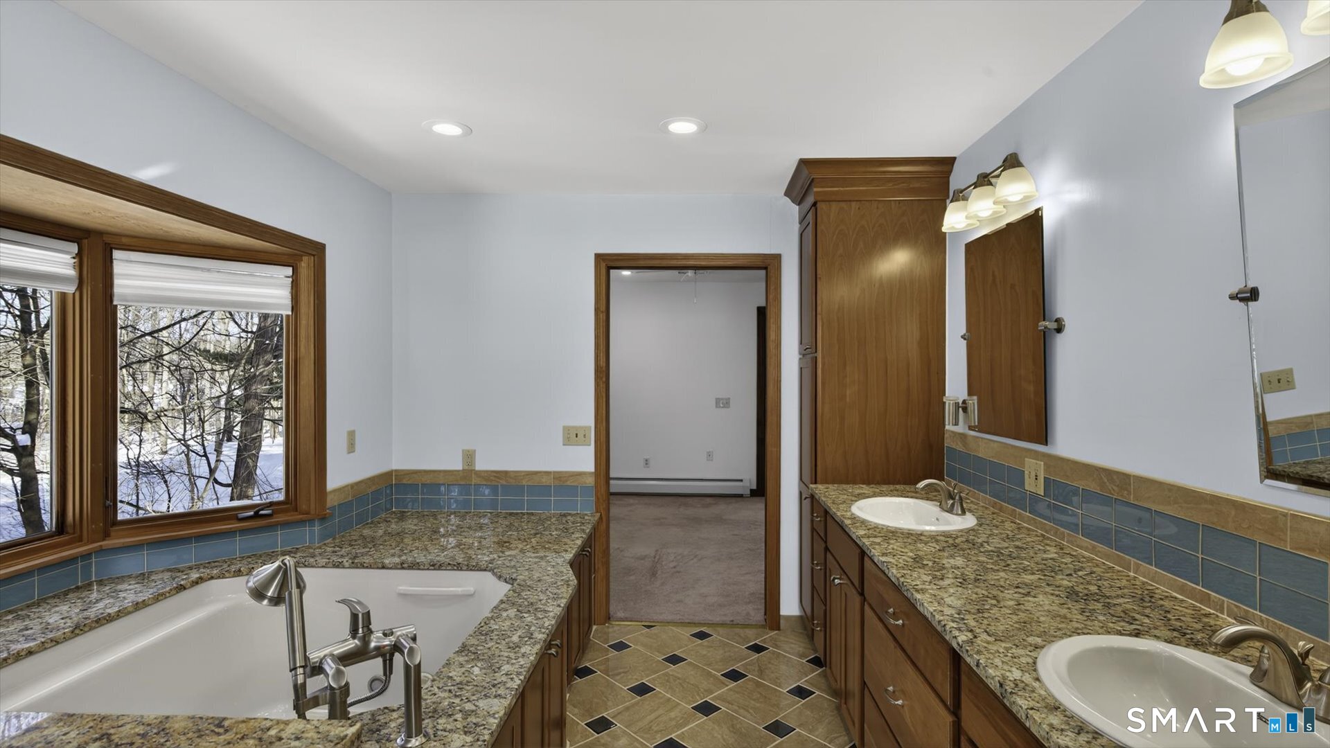 4 Kearns Circle Granby CT 06035