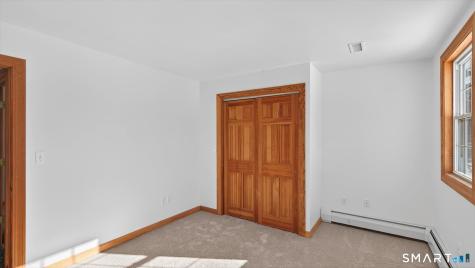 4 Kearns Circle Granby CT 06035