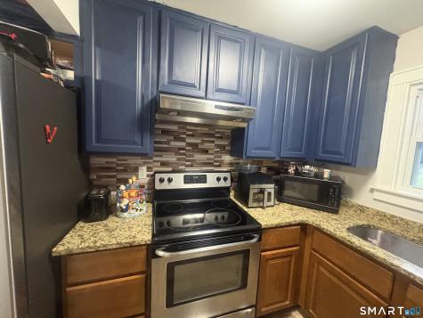 426 Maple Avenue Bristol CT 06010