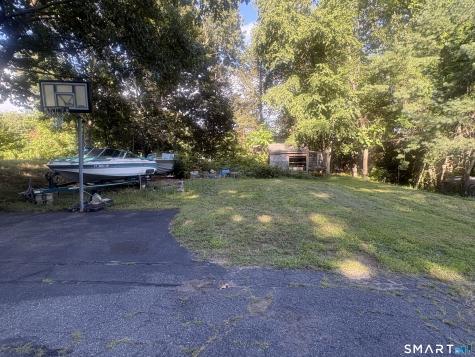 426 Maple Avenue Bristol CT 06010