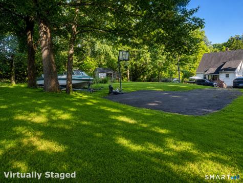 426 Maple Avenue Bristol CT 06010