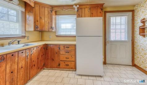 95 Dyer Avenue Canton CT 06019
