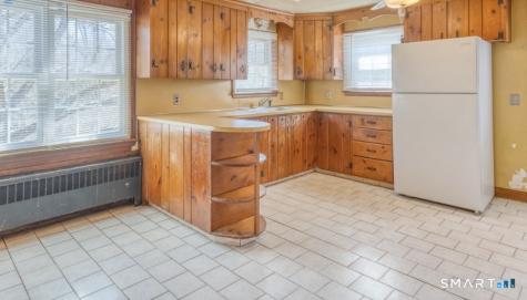 95 Dyer Avenue Canton CT 06019