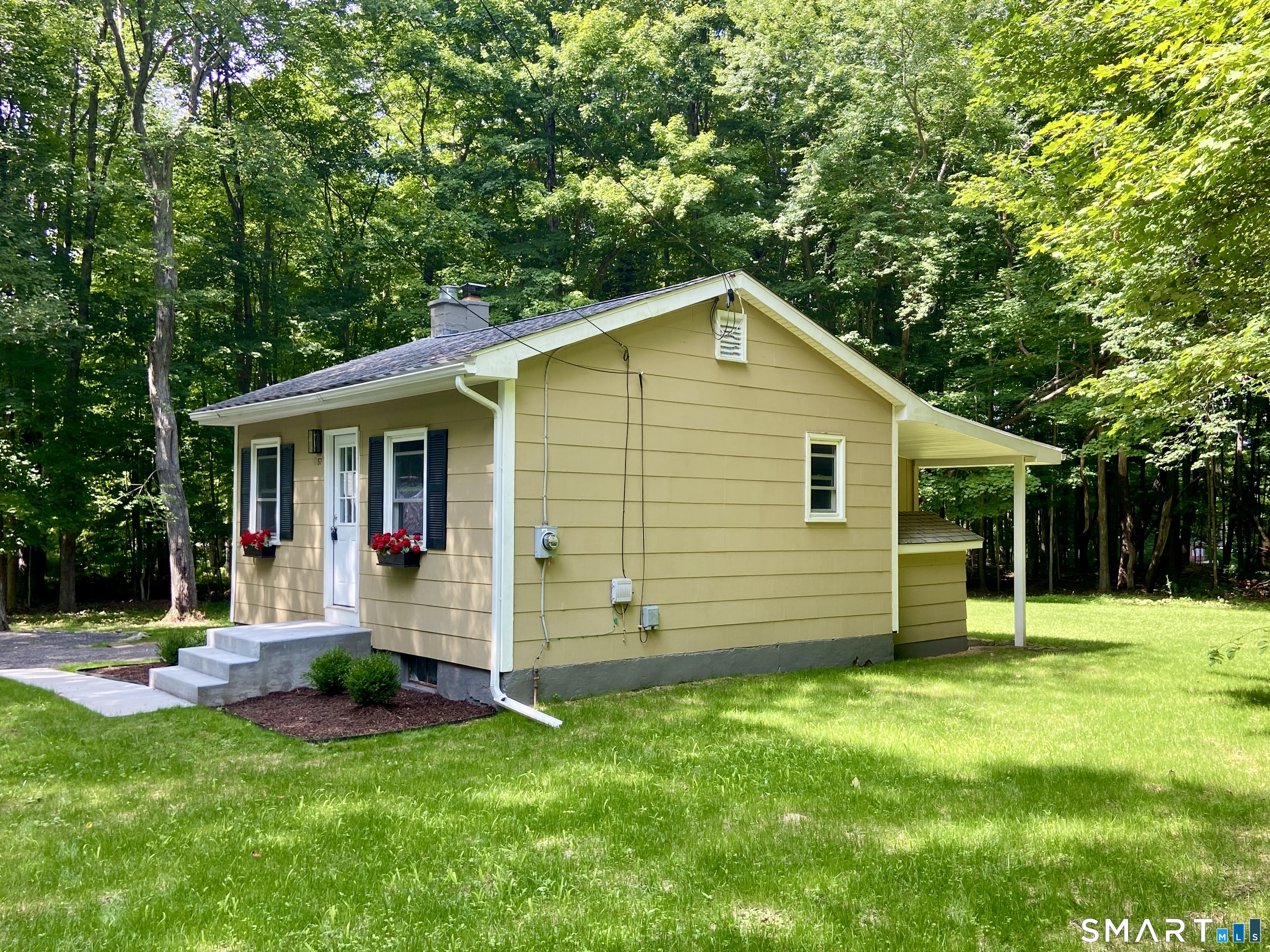 57 Barry Road Coventry CT 06238