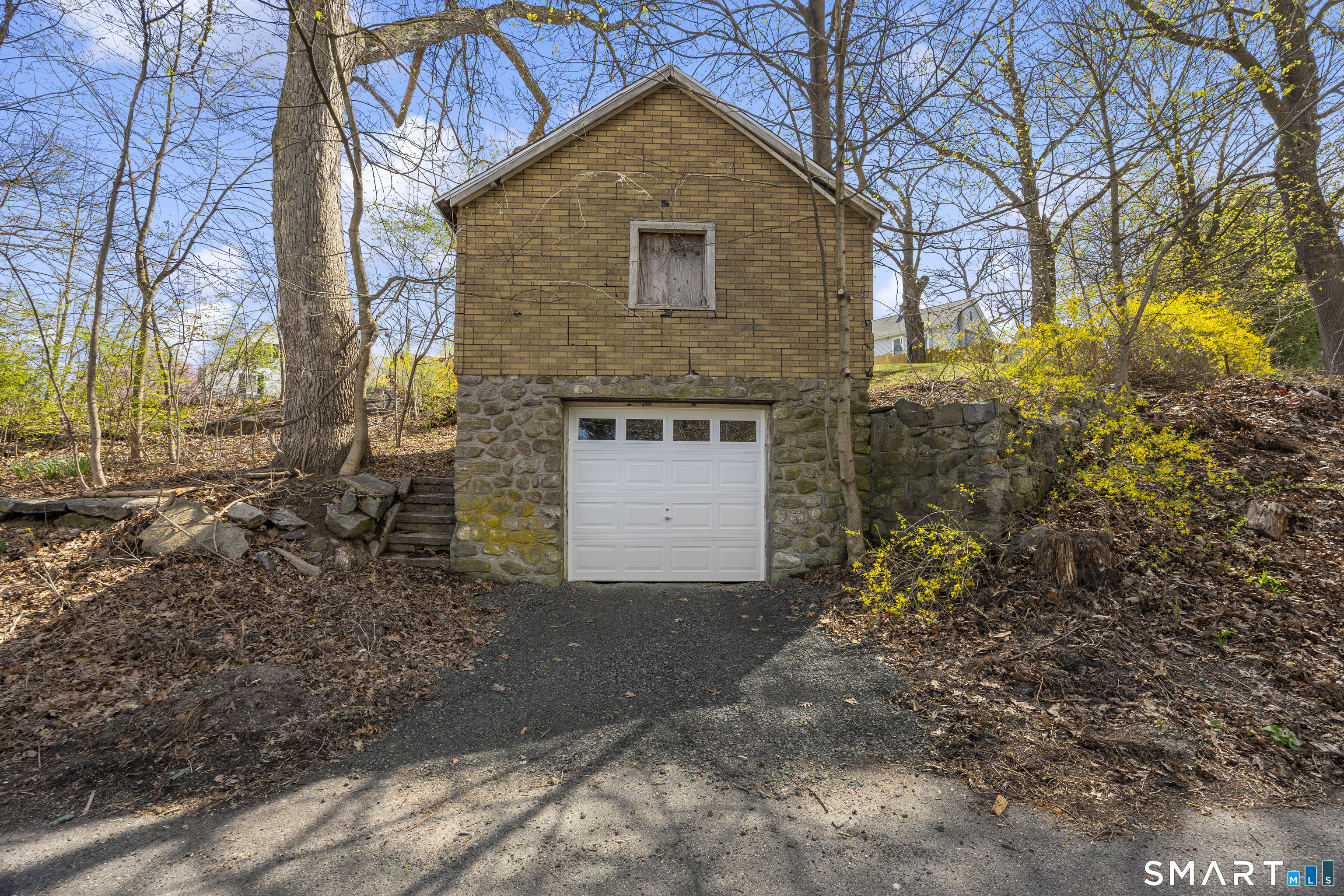 22 Merrimac Street Watertown CT 06779