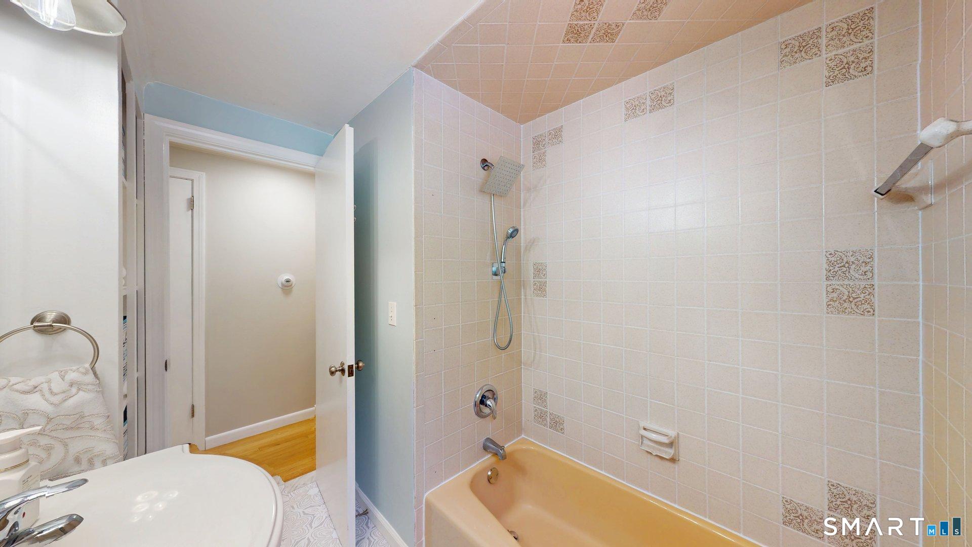 11 Hemlock Drive Enfield CT 06082