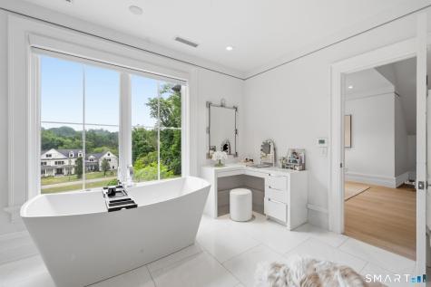 48 Driftway Lane New Canaan CT 06840