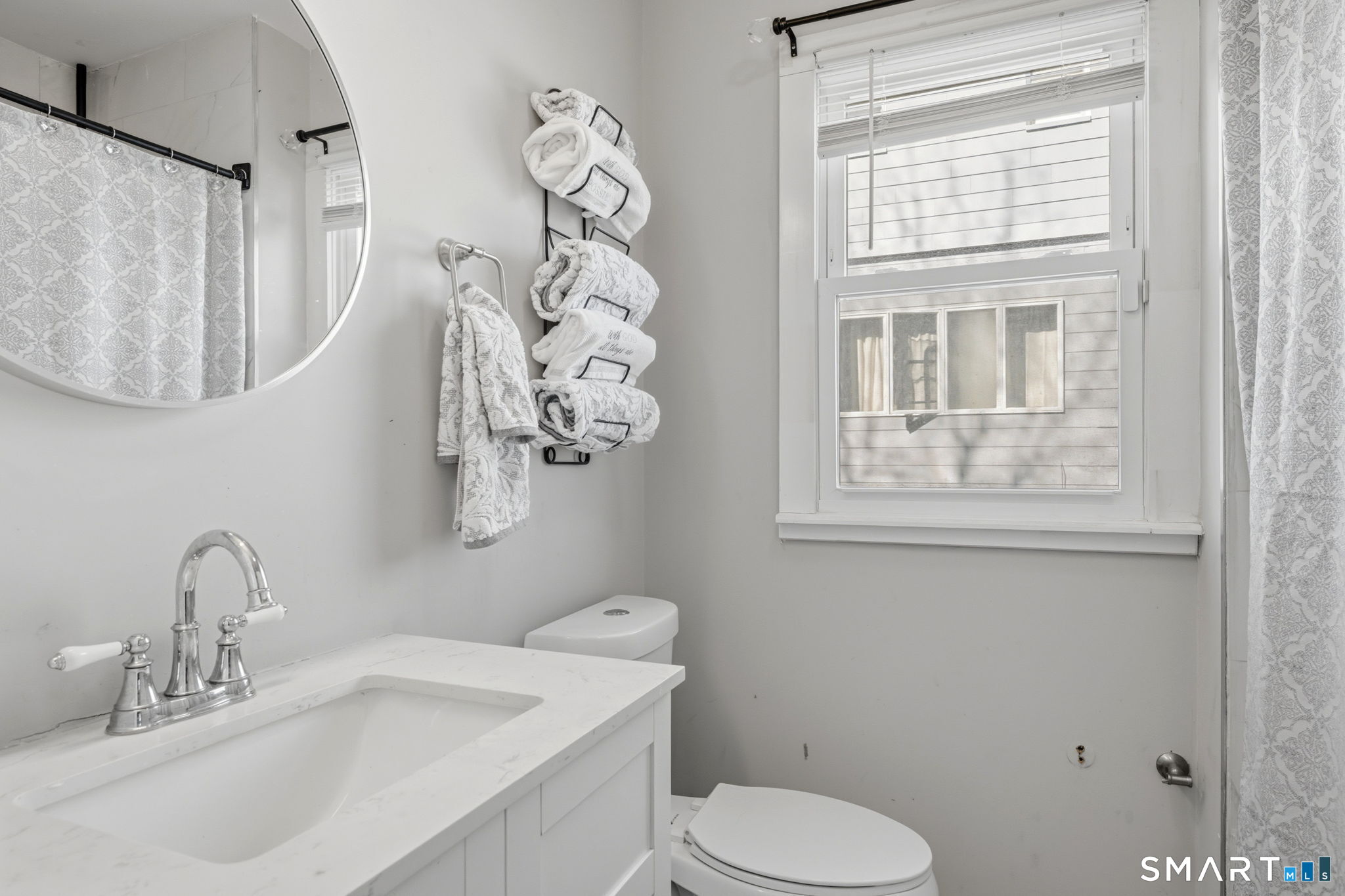 163 Willetts Avenue New London CT 06320