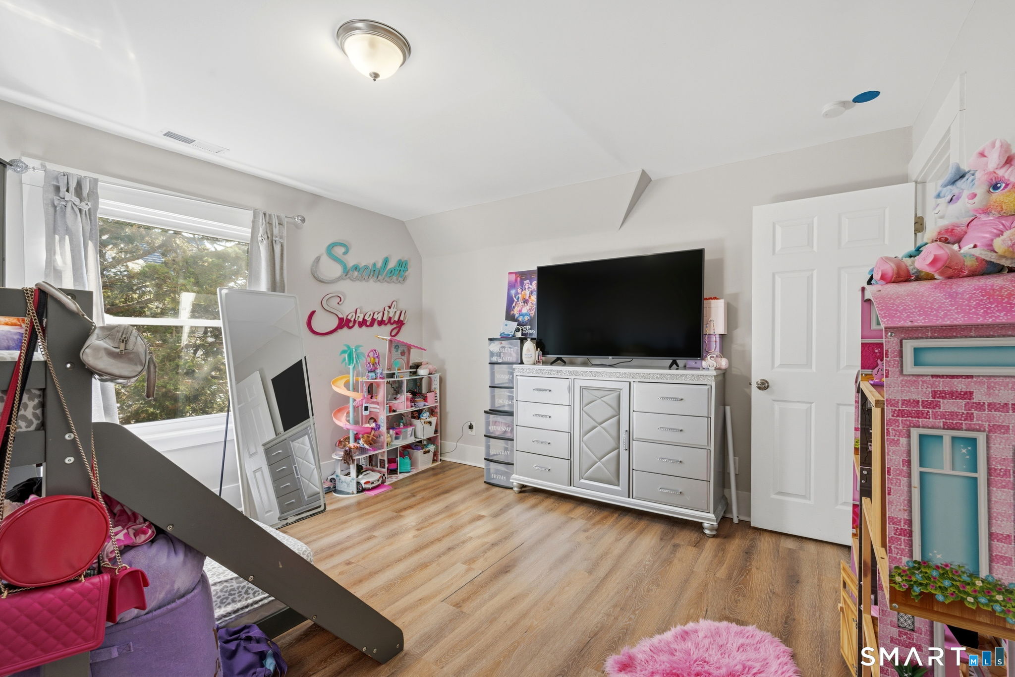163 Willetts Avenue New London CT 06320
