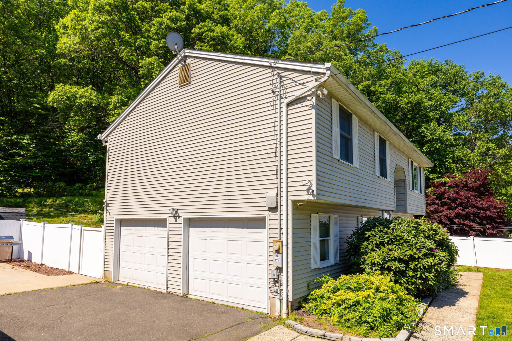 477 Waterbury Road Bristol CT 06010