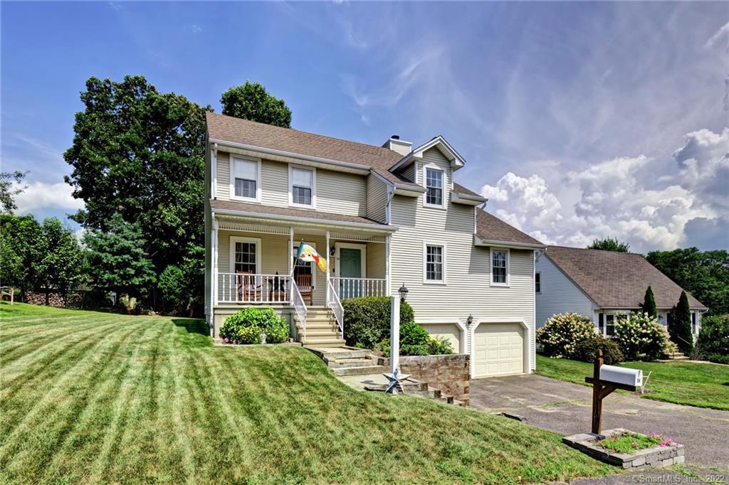 34 Regency Hill Waterbury CT 06708