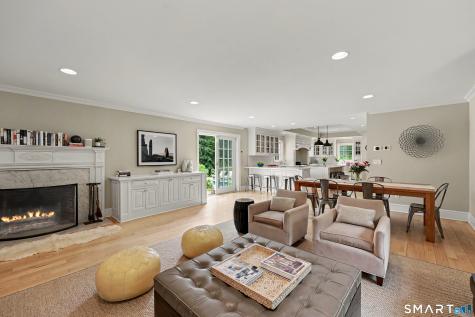 34 Bayberry Road New Canaan CT 06840