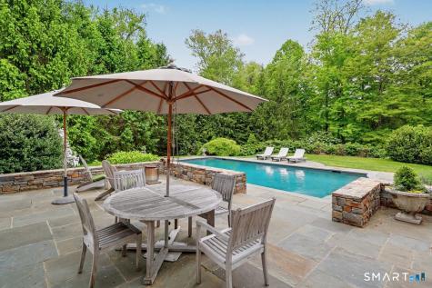 34 Bayberry Road New Canaan CT 06840