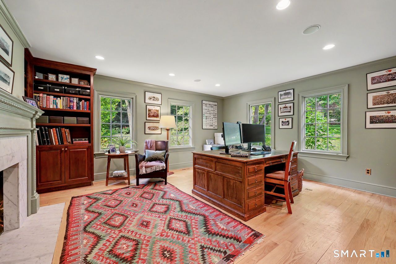 34 Bayberry Road New Canaan CT 06840