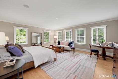 34 Bayberry Road New Canaan CT 06840