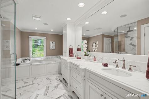 34 Bayberry Road New Canaan CT 06840