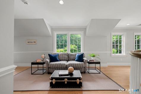 34 Bayberry Road New Canaan CT 06840