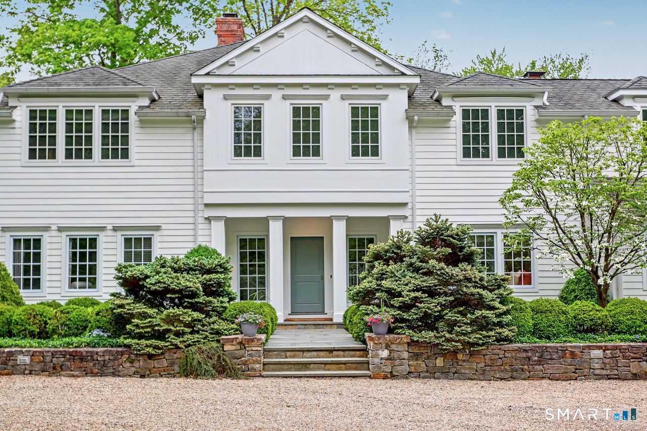 34 Bayberry Road New Canaan CT 06840