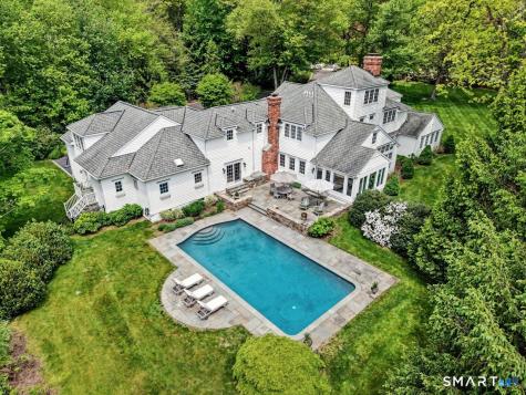 34 Bayberry Road New Canaan CT 06840