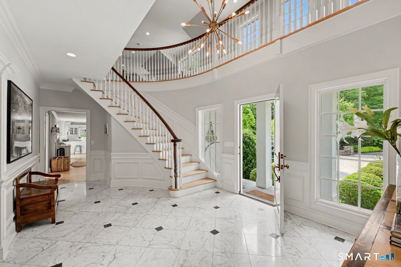 34 Bayberry Road New Canaan CT 06840