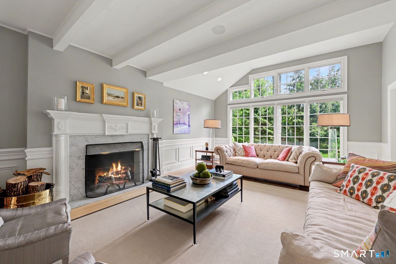 34 Bayberry Road New Canaan CT 06840