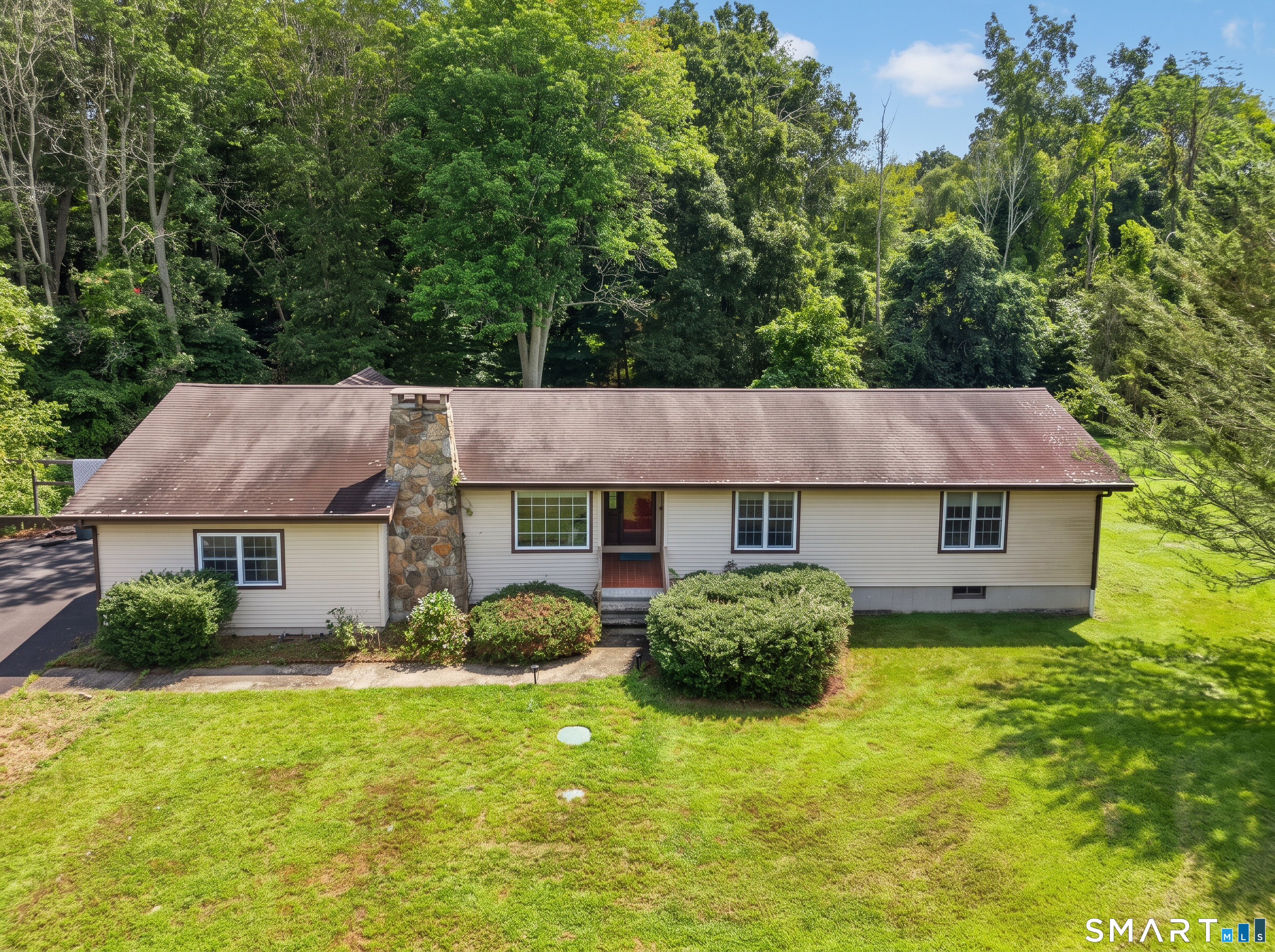 728 Long Cove Road Ledyard CT 06335