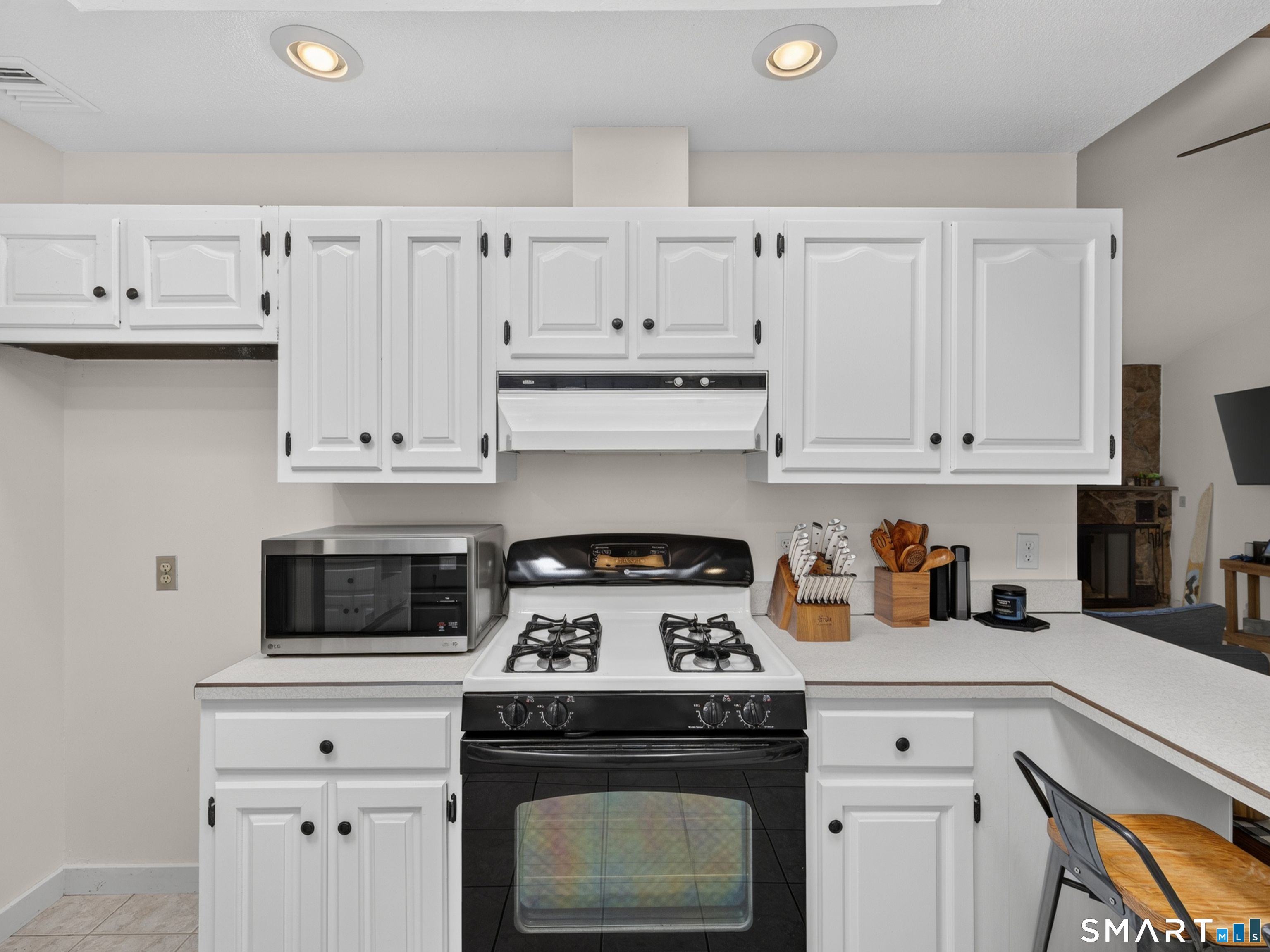 728 Long Cove Road Ledyard CT 06335