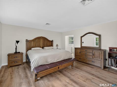 728 Long Cove Road Ledyard CT 06335