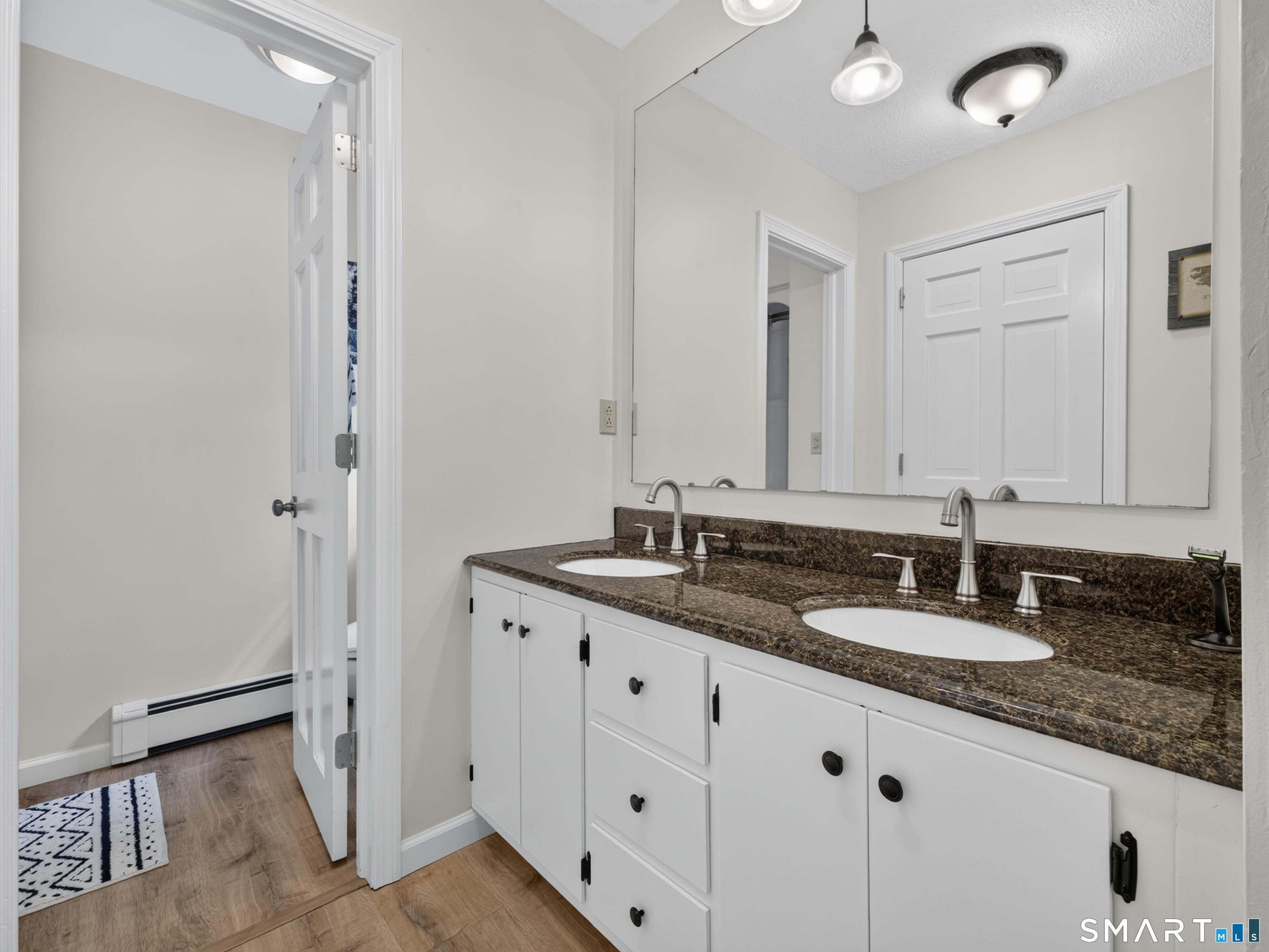 728 Long Cove Road Ledyard CT 06335