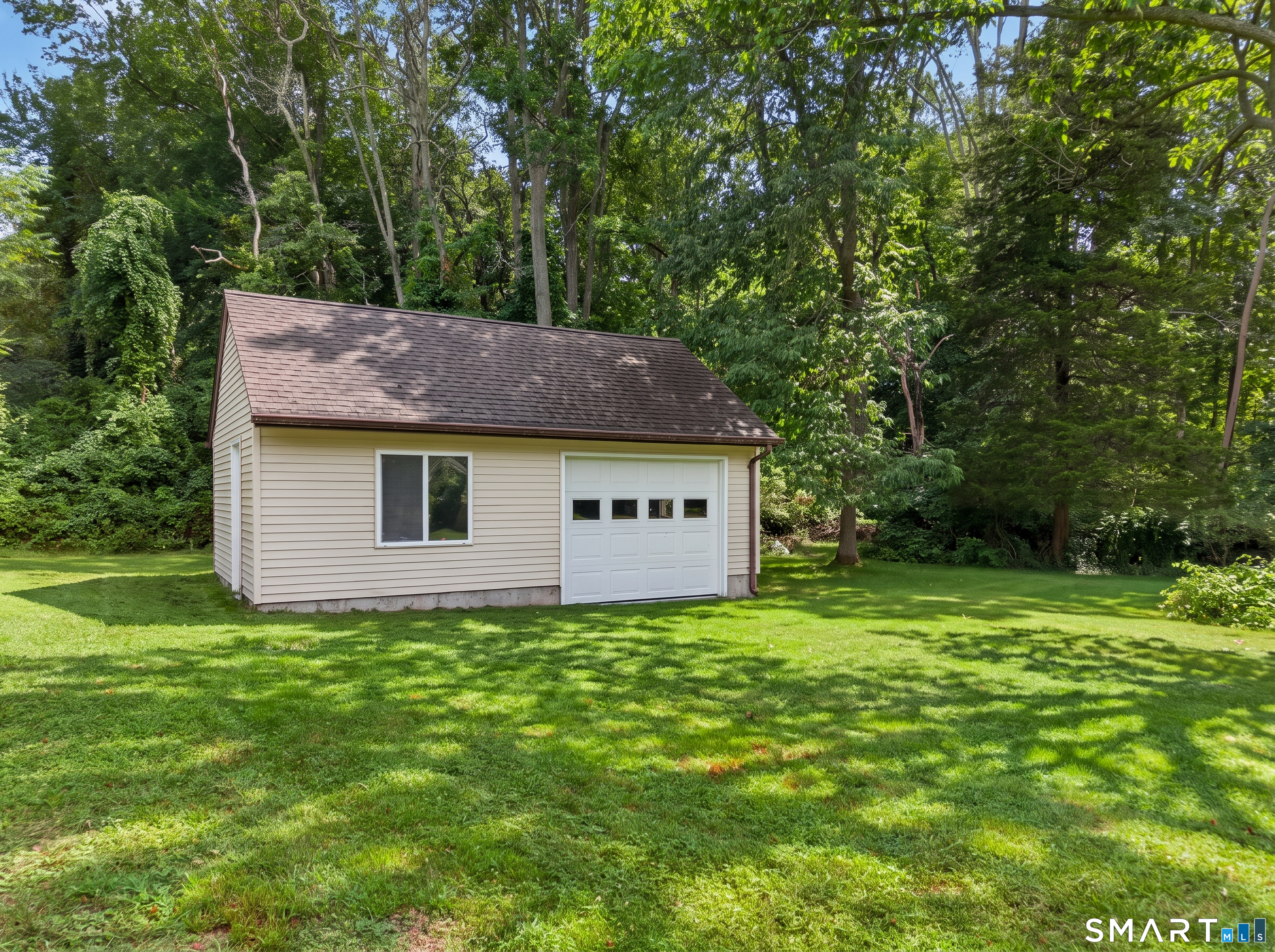 728 Long Cove Road Ledyard CT 06335