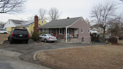 2824 Park Avenue Bridgeport CT 06604